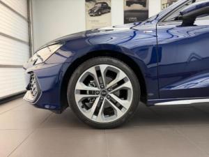 Audi A3 Sportback TFSI S line Black - Image 3