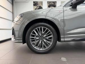Audi Q3 Sportback 35TDI Black Edition - Image 2