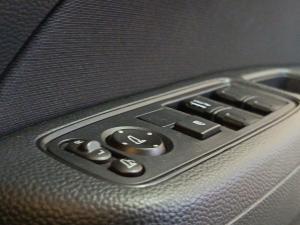 Honda Amaze 1.2 Trend - Image 26