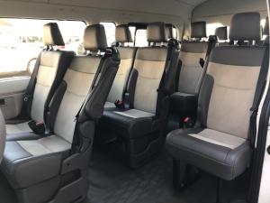 Toyota Quantum 2.8 SLWB bus 14-seater GL manual - Image 10