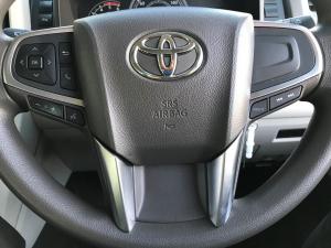 Toyota Quantum 2.8 SLWB bus 14-seater GL manual - Image 19