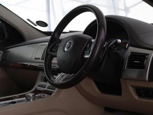 Jaguar XF 3.0 Supercharged Premium Luxury - Image 20