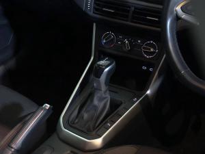 Volkswagen Polo hatch 1.0TSI Life auto - Image 15