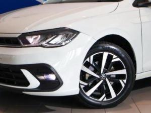 Volkswagen Polo hatch 1.0TSI Life auto - Image 4