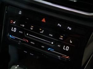 Volkswagen T-Roc 2.0TSI 4Motion R-Line - Image 14