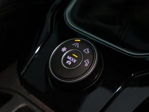 Volkswagen T-Roc 2.0TSI 4Motion R-Line - Image 14