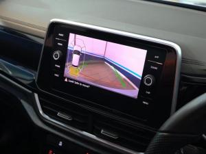Volkswagen T-Roc 2.0TSI 4Motion R-Line - Image 17