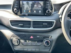 Hyundai Tucson 2.0 Premium auto - Image 11