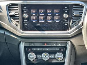 Volkswagen T-Roc 2.0TSI 140kW 4Motion R-Line - Image 12