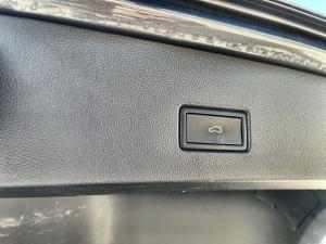 Volkswagen T-Roc 2.0TSI 140kW 4Motion R-Line - Image 22