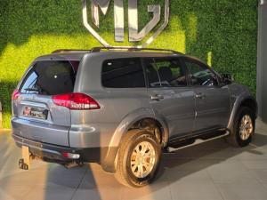 Mitsubishi Pajero Sport 2.5DI-D 4x4 Shogun auto - Image 3