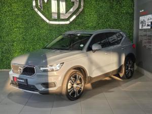 Volvo XC40 T4 Momentum - Image 2