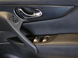 Nissan Qashqai 1.2T Midnight Edition - Image 16