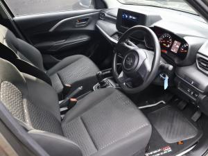 Suzuki Swift 1.2 GL - Image 12