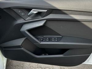 Audi A3 sedan 35TFSI - Image 16