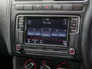 Volkswagen Polo sedan 1.4 Comfortline - Image 16