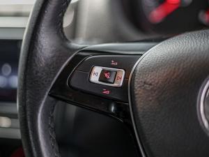 Volkswagen Polo sedan 1.4 Comfortline - Image 18