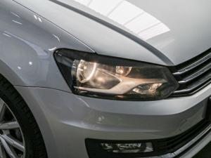 Volkswagen Polo sedan 1.4 Comfortline - Image 4