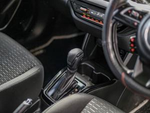 Suzuki Swift 1.2 GLX auto - Image 12