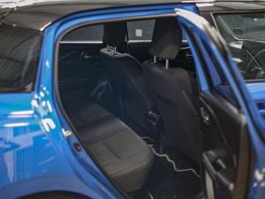 Suzuki Swift 1.2 GLX auto - Image 19