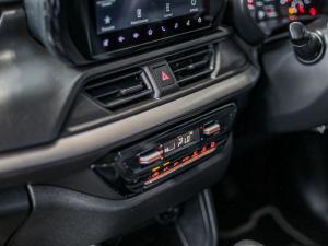 Suzuki Swift 1.2 GLX auto - Image 23