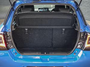 Suzuki Swift 1.2 GLX auto - Image 25