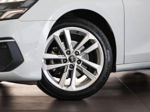 Audi A3 Sportback 35TFSI - Image 3