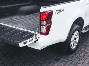 Isuzu D-Max 1.9TD double cab LS 4x4 auto - Image 18
