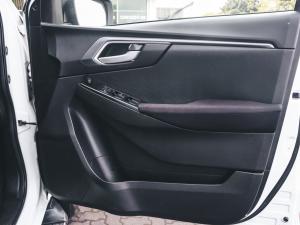 Isuzu D-Max 1.9TD double cab LS 4x4 auto - Image 22