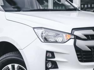 Isuzu D-Max 1.9TD double cab LS 4x4 auto - Image 6