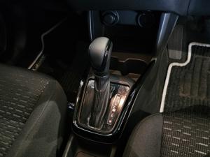 Suzuki Swift 1.2 GLX auto - Image 14