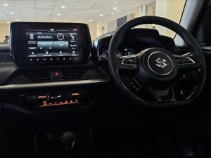 Suzuki Swift 1.2 GLX auto - Image 12