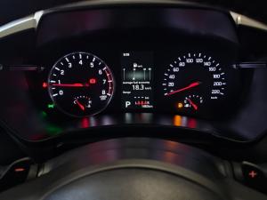 Suzuki Swift 1.2 GLX auto - Image 16
