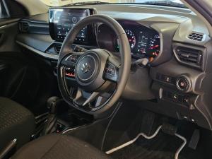Suzuki Swift 1.2 GLX auto - Image 8