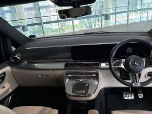 Mercedes-Benz V-Class V300d Exclusive - Image 10
