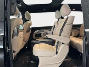 Mercedes-Benz V-Class V300d Exclusive - Image 13