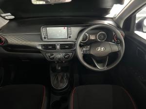 Hyundai Grand i10 1.0 Premium hatch - Image 11