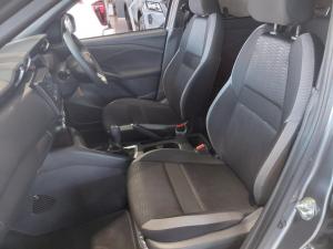 Nissan Magnite 1.0 Visia auto - Image 16