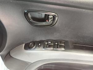 Hyundai i10 1.25 Fluid - Image 24