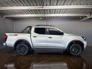 Nissan Navara 2.5DDTi double cab Pro-4X 4x4 - Image 5