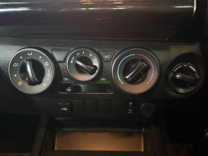 Toyota Hilux 2.4GD-6 double cab 4x4 Raider auto - Image 15