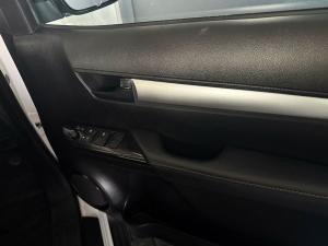 Toyota Hilux 2.4GD-6 double cab 4x4 Raider auto - Image 16