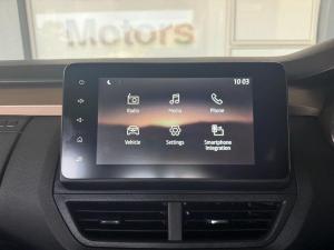 Renault Kiger 1.0 Zen manual - Image 12
