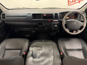 Toyota Hiace 2.5D-4D Ses-fikile 16-seater - Image 6