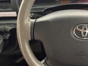 Toyota Hiace 2.5D-4D Ses-fikile 16-seater - Image 9