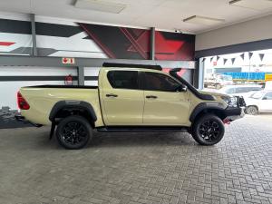 Toyota Hilux 2.8GD-6 double cab 4x4 Legend auto - Image 3