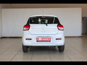 Toyota Vitz 1.0 XR auto - Image 5
