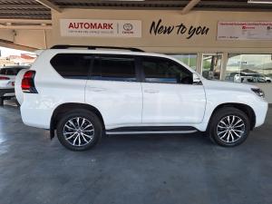 Toyota Land Cruiser Prado 2.8GD VX-L - Image 3