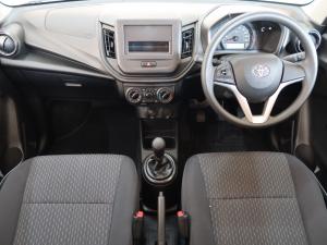 Toyota Vitz 1.0 - Image 6