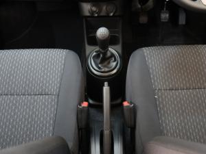 Toyota Vitz 1.0 - Image 11